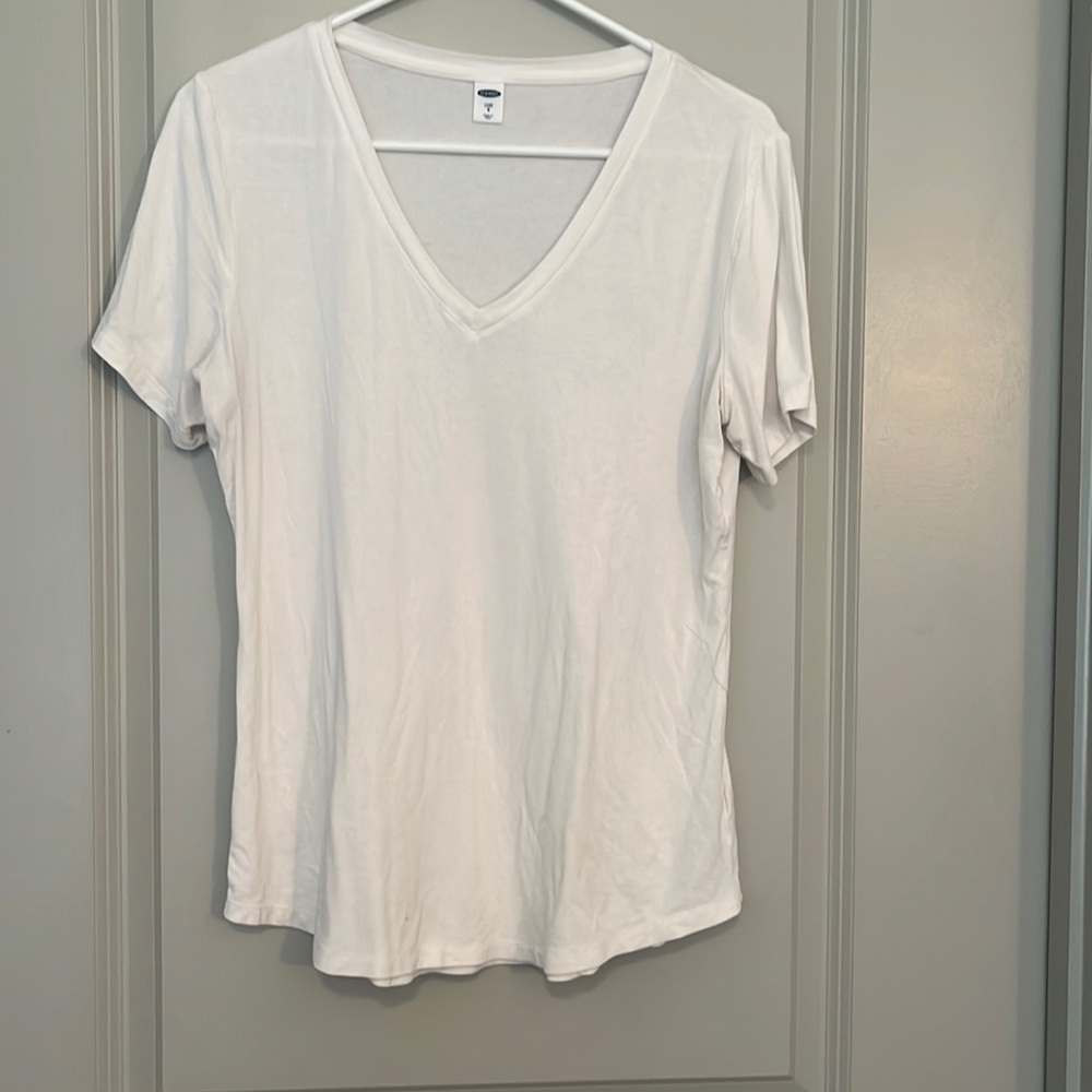 Basic white t-shirt